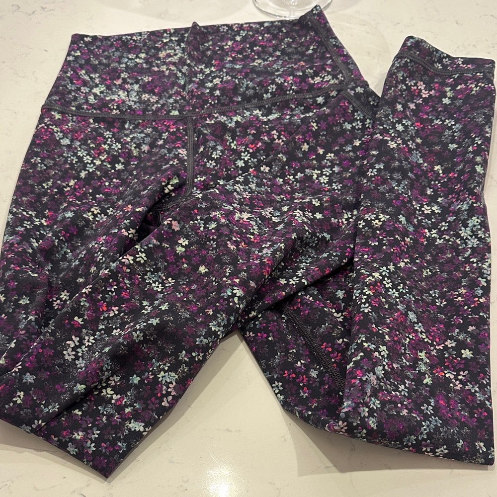 lululemon athletica Woman's Leggings - Black and Purple Floral